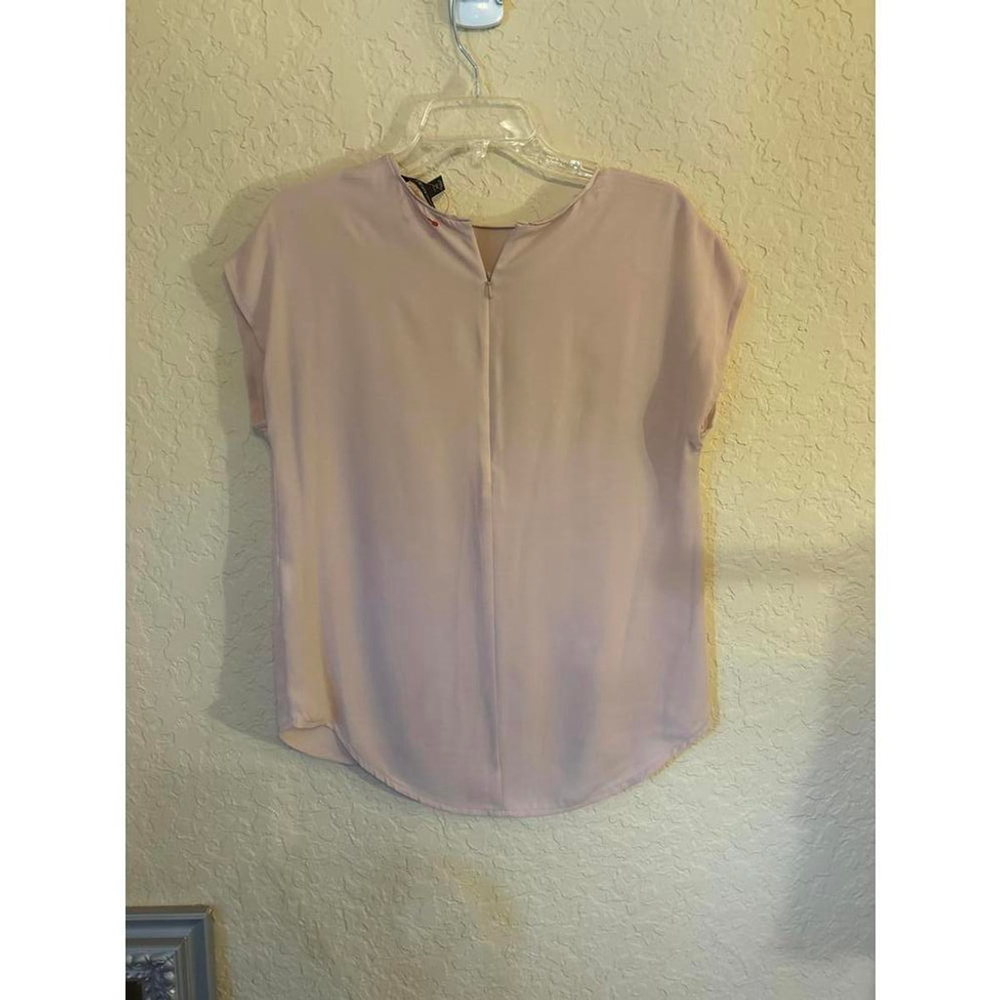 Banana Republic Soft Blush Pink Short Sleeve Top - Size XS Petite - Picture 2 of 4